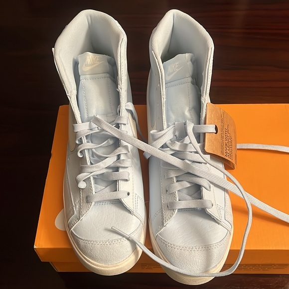 NWT Nike blazer light blue 9.5-10 women’s shoe - Picture 4 of 11